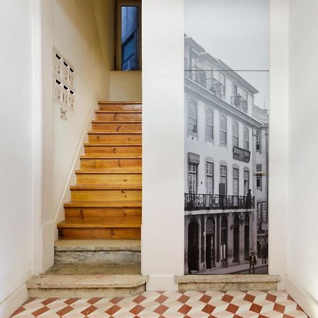 Update Urban Chic Flat In 19Th Century Building 2 Bedrooms & 2 Bathrooms & Ac Central Alfama District Lisboa Kültér fotó