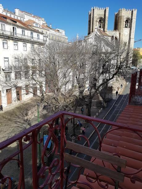 Update Urban Chic Flat In 19Th Century Building 2 Bedrooms & 2 Bathrooms & Ac Central Alfama District Lisboa Kültér fotó