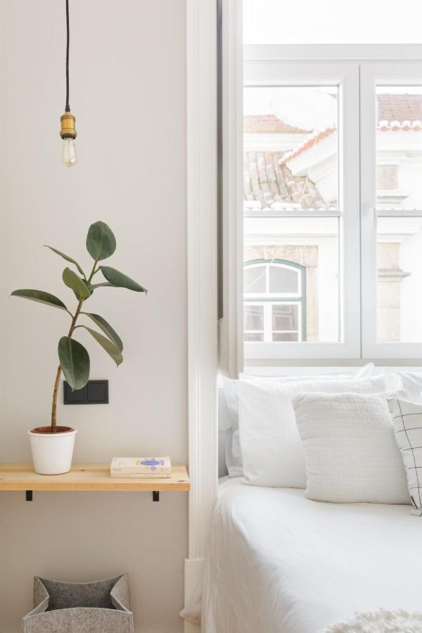 Update Urban Chic Flat In 19Th Century Building 2 Bedrooms & 2 Bathrooms & Ac Central Alfama District Lisboa Kültér fotó